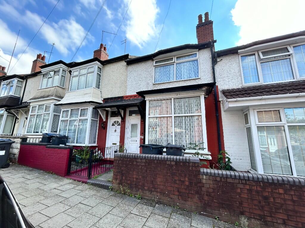 3 bedroom terraced house for sale in Holliday Road, Birmingham, B21