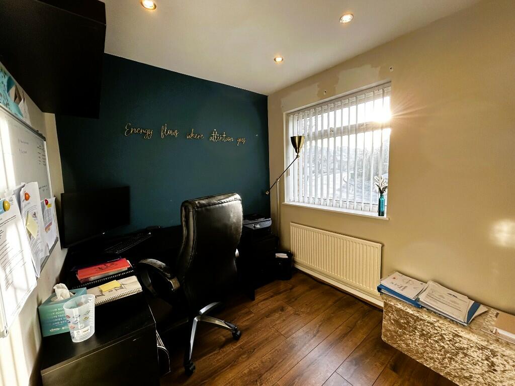 Additional property image - Carlton Avenue, Sutton Coldfield, West Midlands, B74
