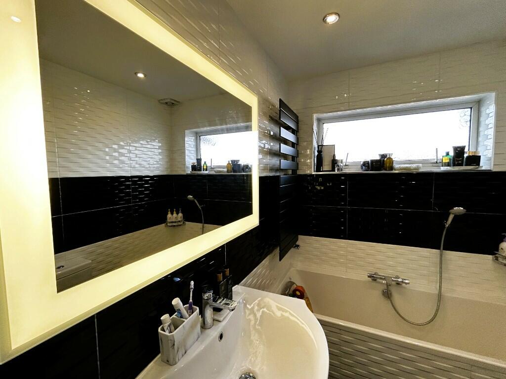 Additional property image - Carlton Avenue, Sutton Coldfield, West Midlands, B74