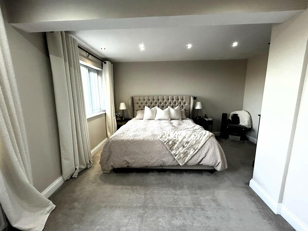 Additional property image - Carlton Avenue, Sutton Coldfield, West Midlands, B74
