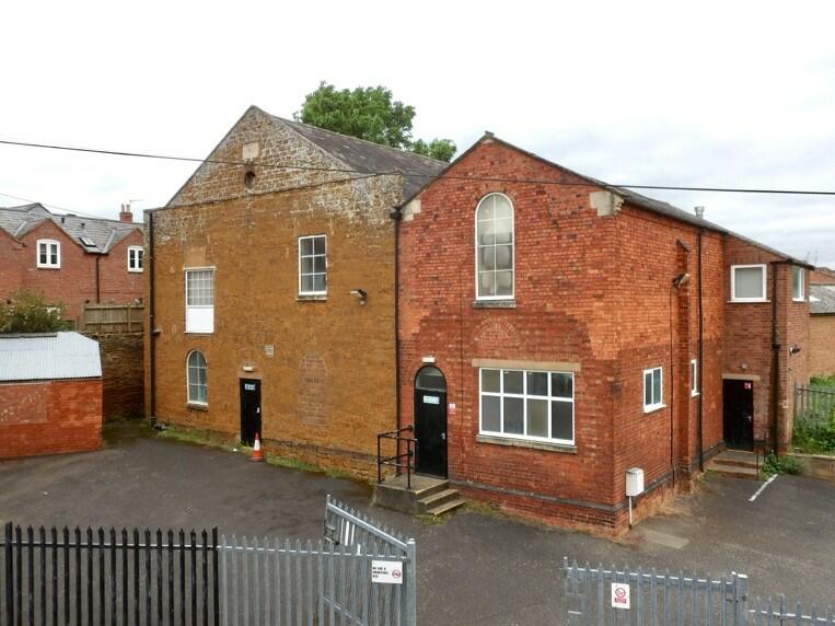 to lease in Well Lane, NN14