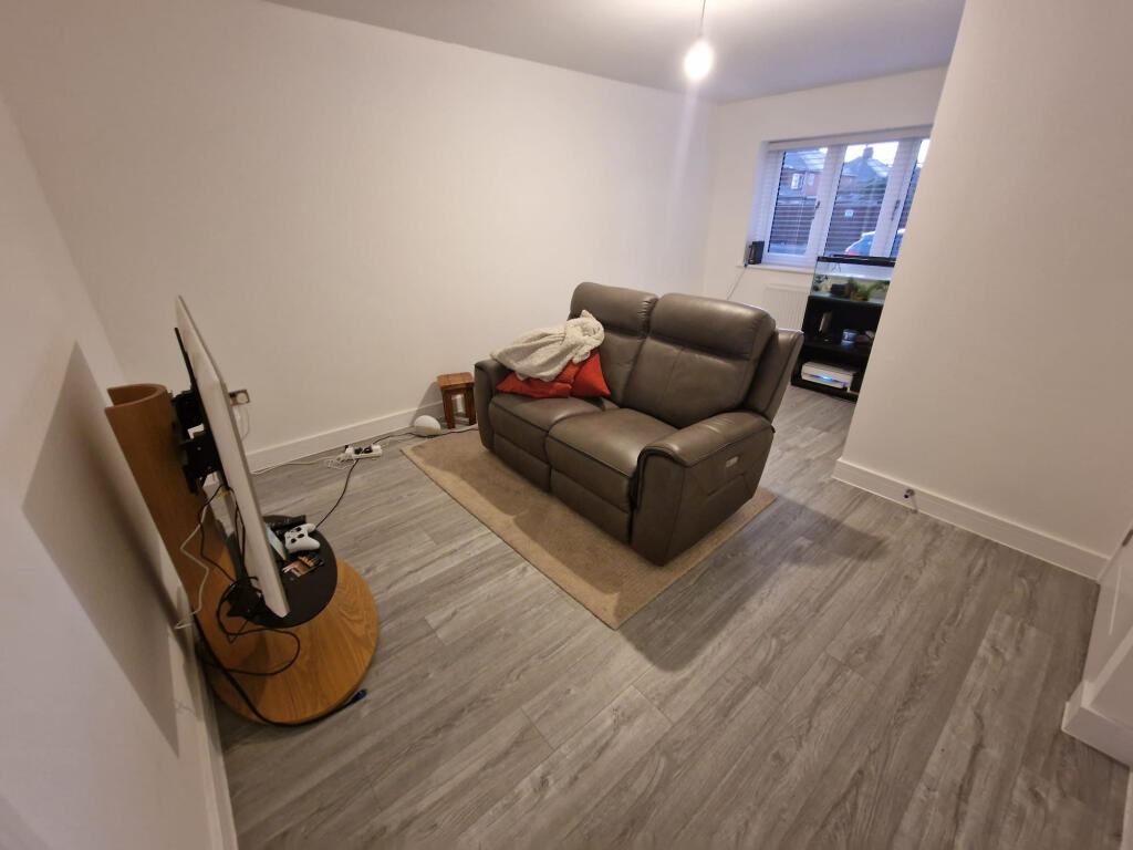 Additional property image - Hazeloak Road, Shirley, Solihull