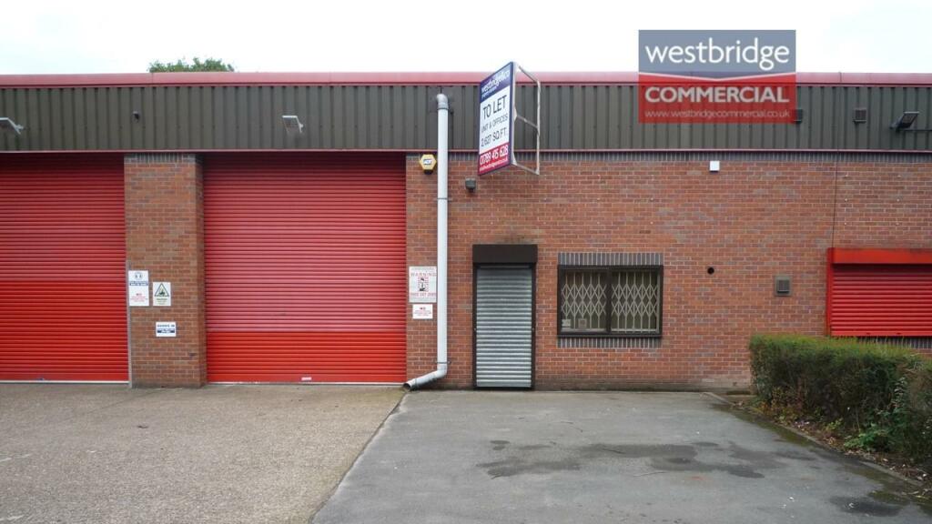 Light industrial facility to lease in Aston Fields Industrial Estate