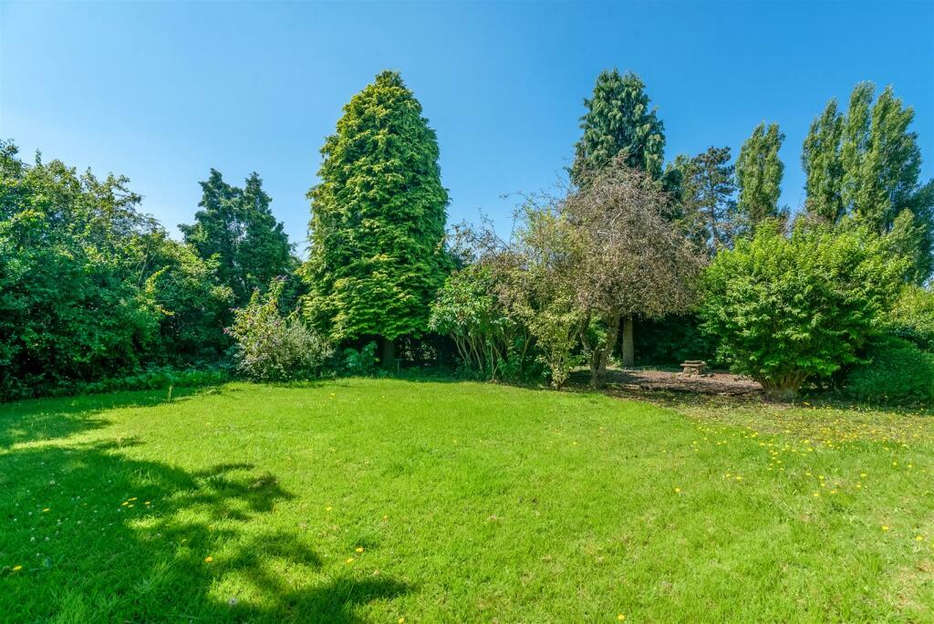 Additional property image - Westonhall Road, Stoke Prior, Bromsgrove B60 4AL