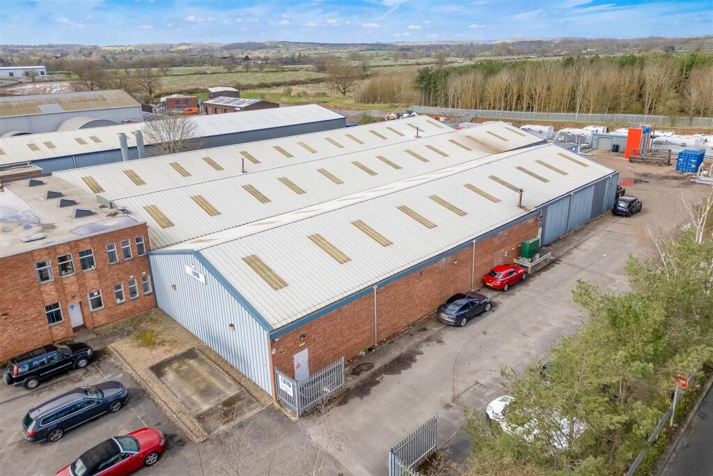 Additional property image - Tything Road, Kinwarton, Alcester B49 6EX