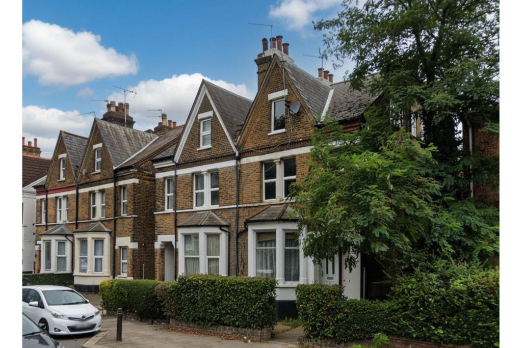 Main image of property: Ballards Lane, London, N3