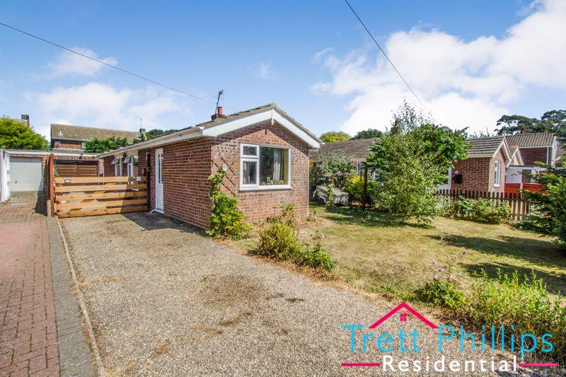 3 bedroom detached bungalow for sale in Rivermead, Stalham, NR12