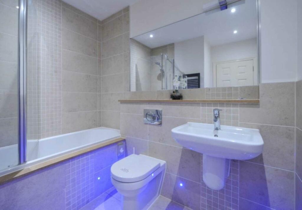 Additional property image - Monmouth Place, Bath