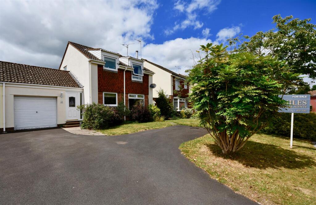 Main image of property: Hither Mead, Bishops Lydeard, Taunton