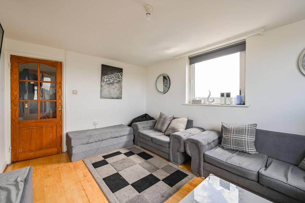 Main image of property: Finsbury House, Bounds Green, London, N22