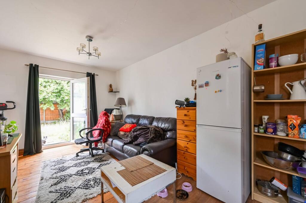 Main image of property: Hawke Park Road, Wood Green, London, N22