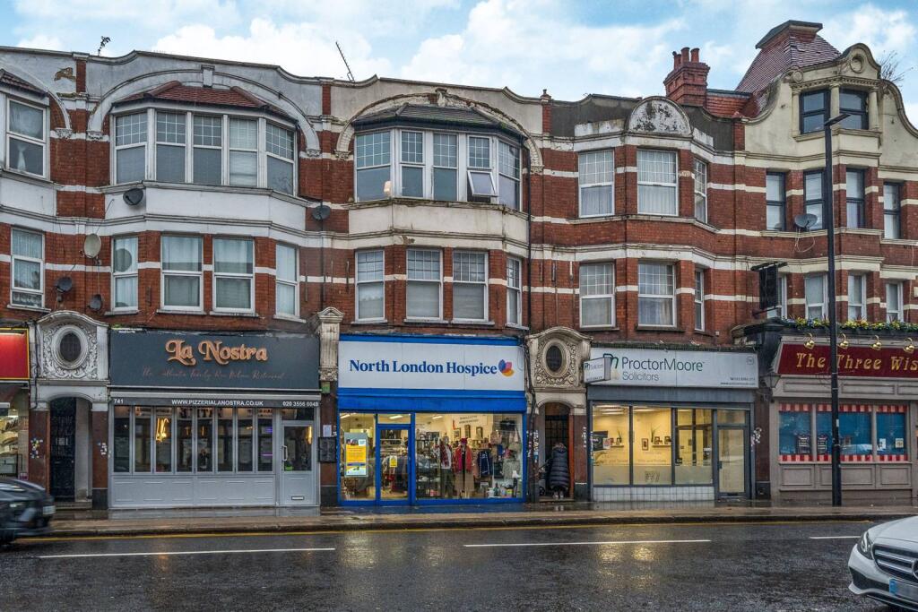 Main image of property: Green Lanes, Enfield, London, N21