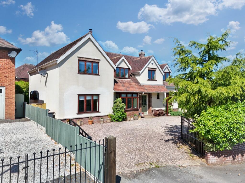 Main image of property: Golf Links Lane, Wellington, Telford, Shropshire, TF1 2DT