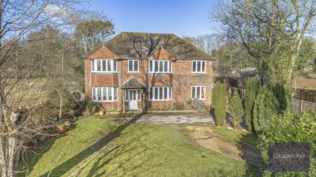 Main image of property: Bath Road, Knowl Hill, RG10