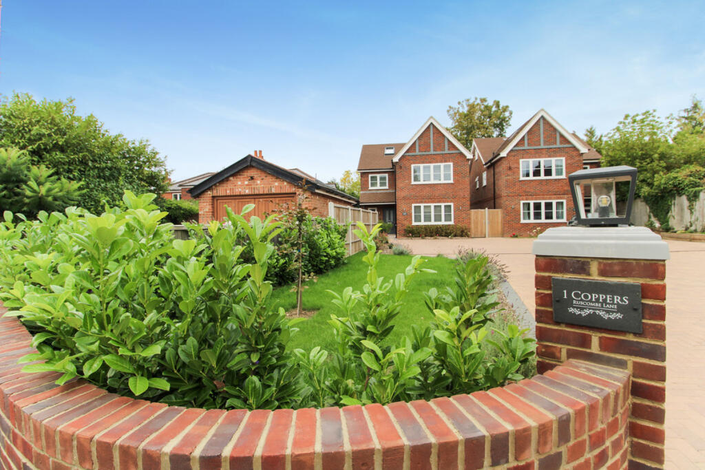 Main image of property: 1 Coppers Ruscombe Lane, Reading RG10 9JN