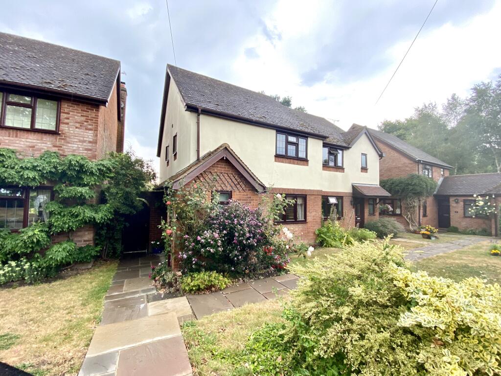 Main image of property: Barley Mow Close, Winchfield