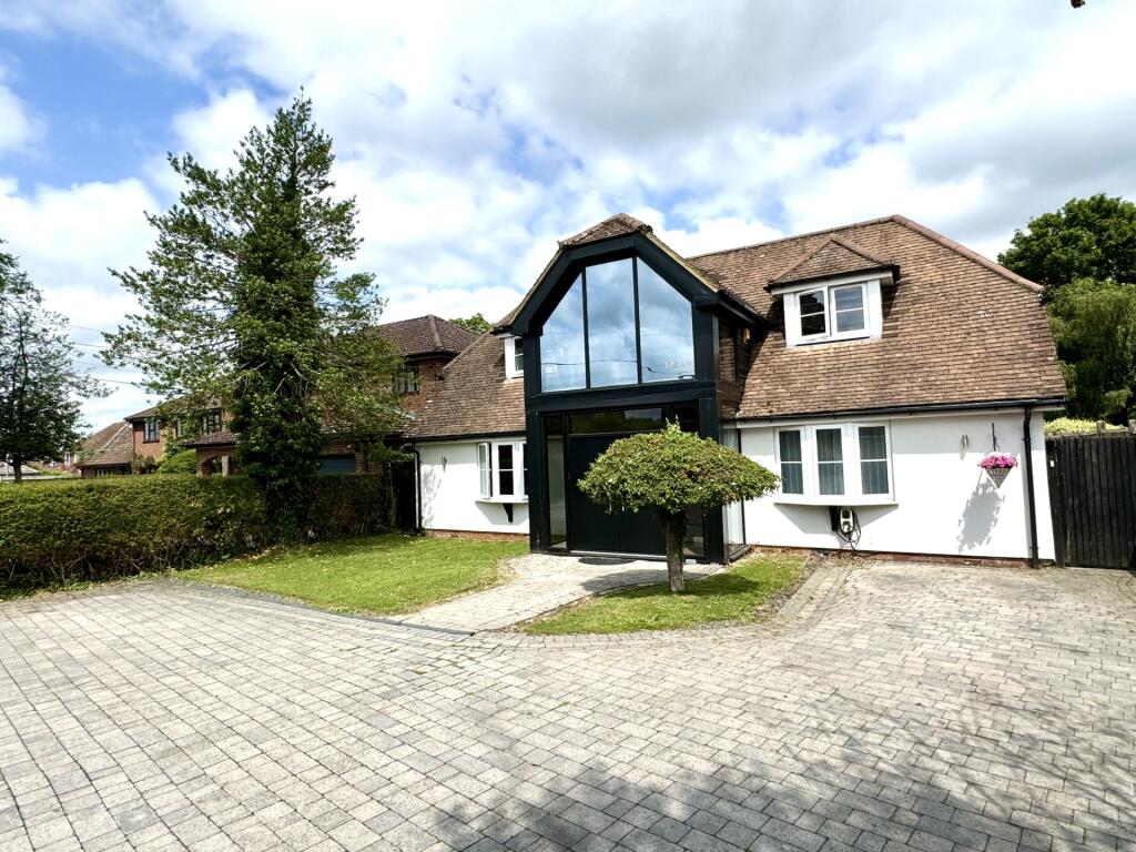 Main image of property: Kempshott, Basingstoke