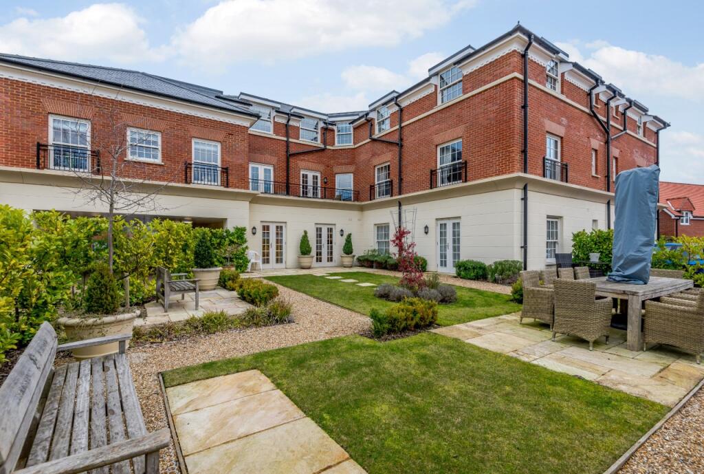 Main image of property: Fleur De Lis, Hartley Wintney