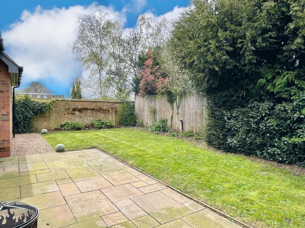 Additional property image - St. Gregorys Road, Stratford-Upon-Avon, Warwickshire, CV37