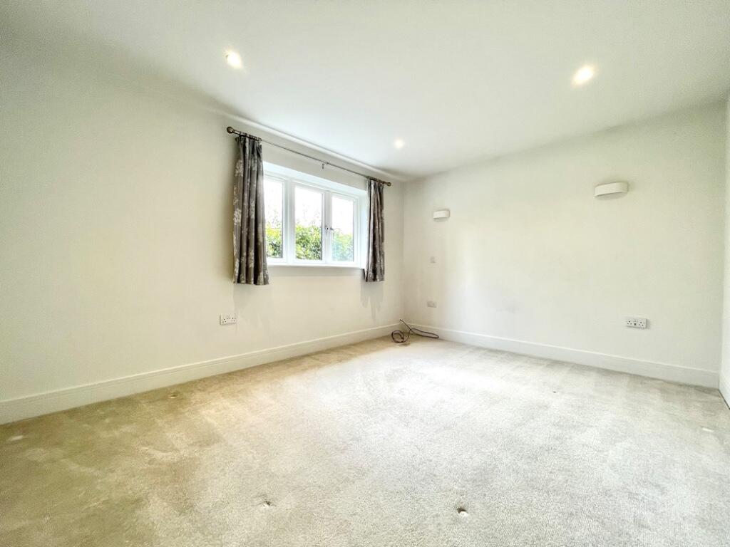 Additional property image - St. Gregorys Road, Stratford-Upon-Avon, Warwickshire, CV37