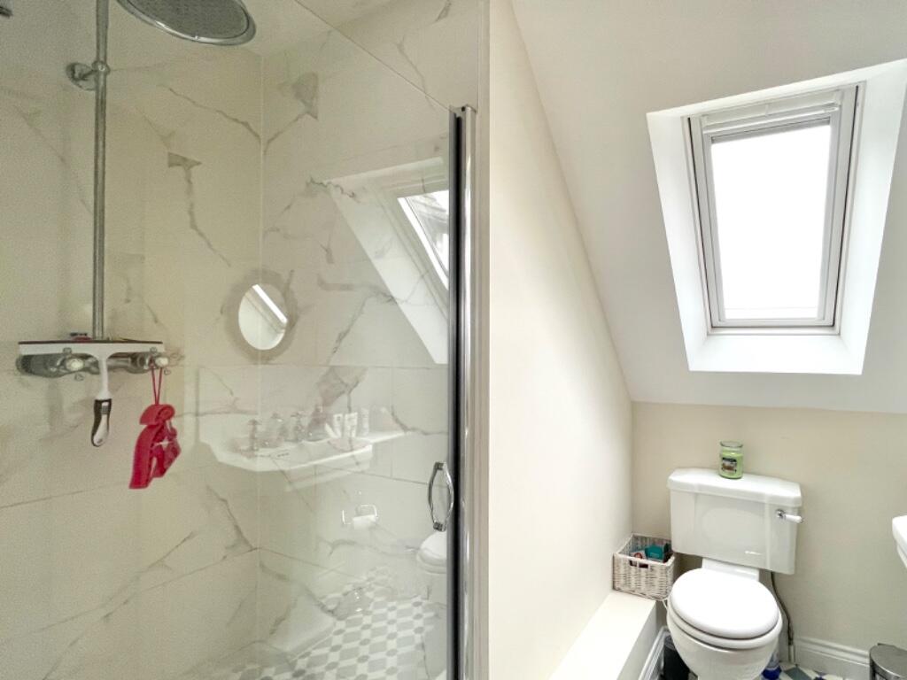 Additional property image - Luddington Road, Stratford-Upon-Avon, Warwickshire, CV37