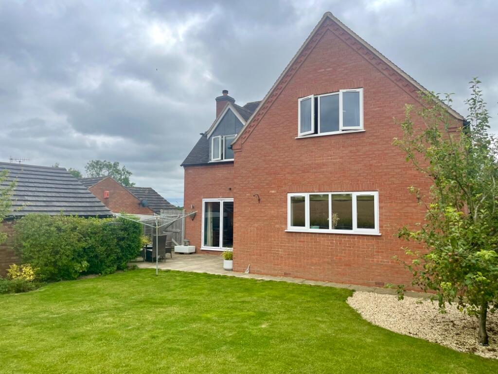 Additional property image - Luddington Road, Stratford-Upon-Avon, Warwickshire, CV37