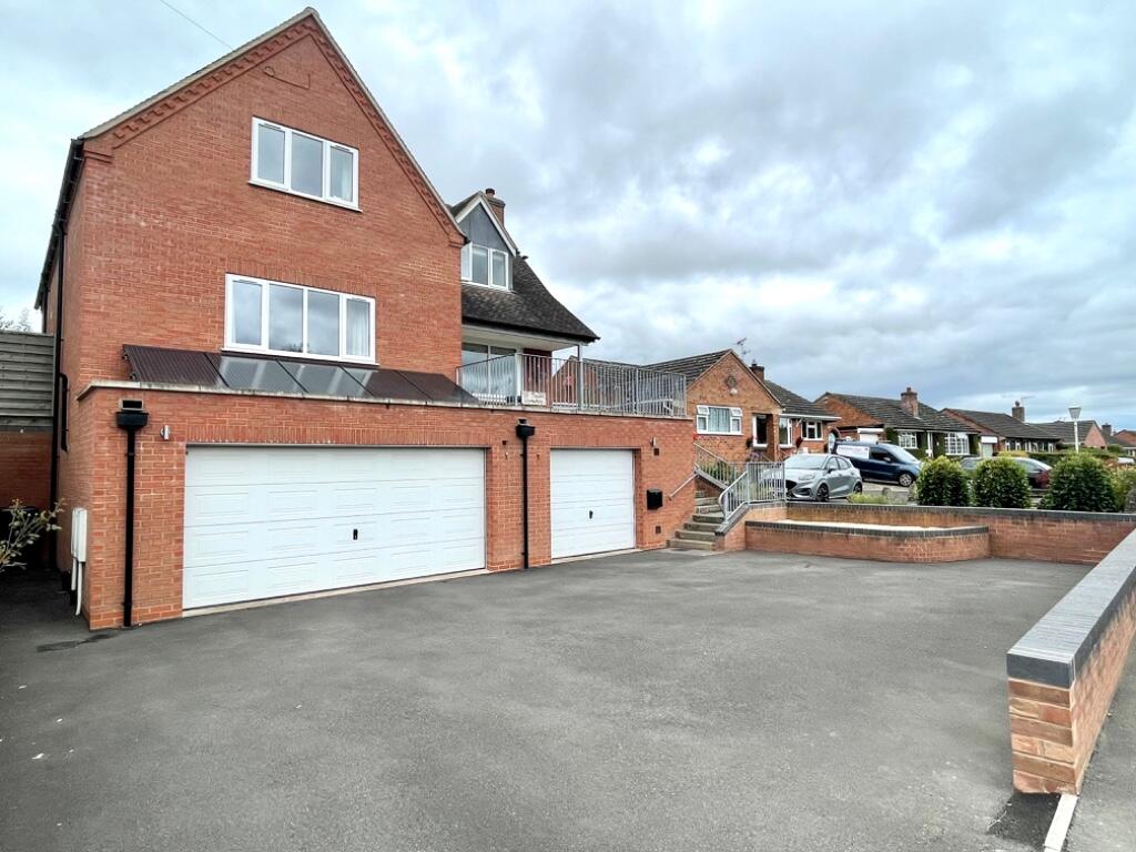 Additional property image - Luddington Road, Stratford-Upon-Avon, Warwickshire, CV37