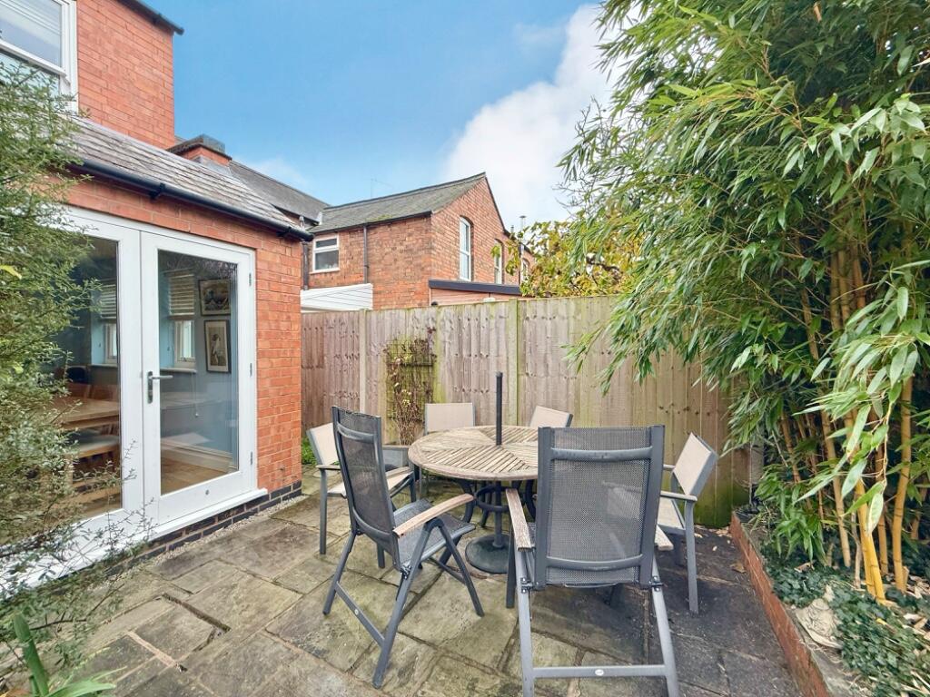 Additional property image - Albany Road, Stratford-Upon-Avon, Warwickshire, CV37