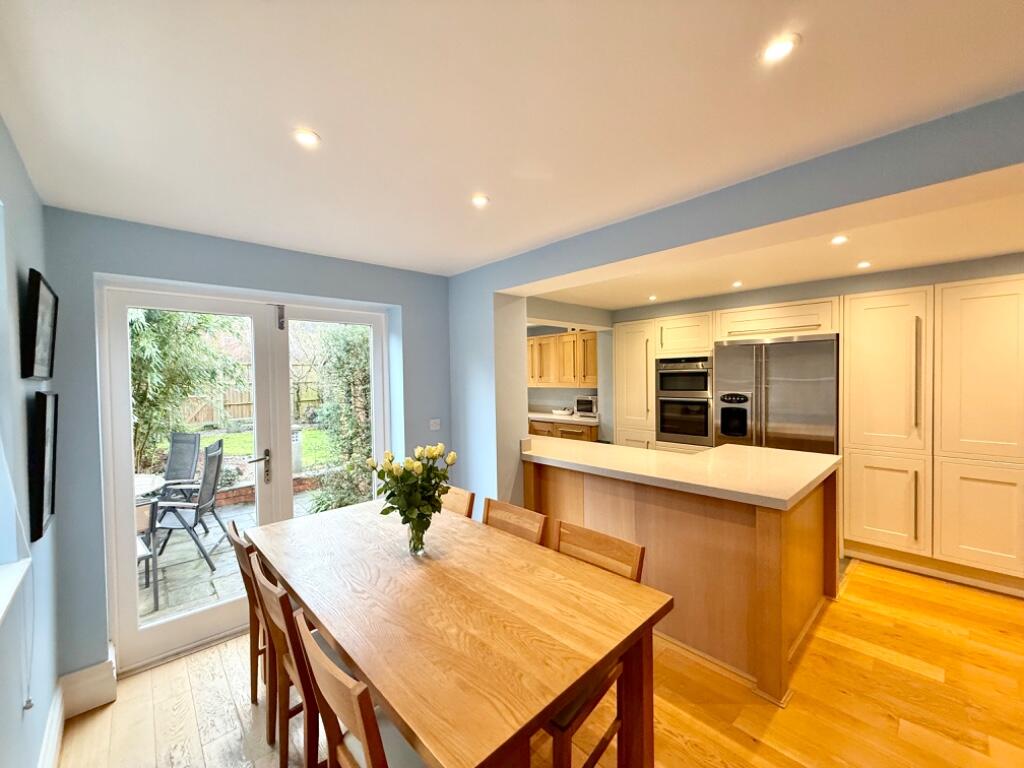 Additional property image - Albany Road, Stratford-Upon-Avon, Warwickshire, CV37