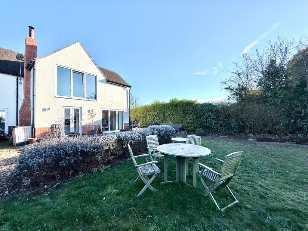 Additional property image - Alveston Hill, off Loxley Road, Stratford-Upon-Avon, Warwickshire, CV37