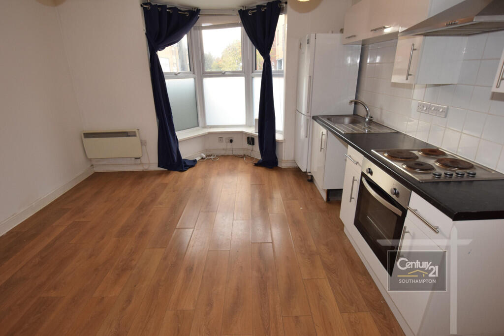 Main image of property: |Ref: R153684|, Bellevue Road, Southampton, SO15 2AY