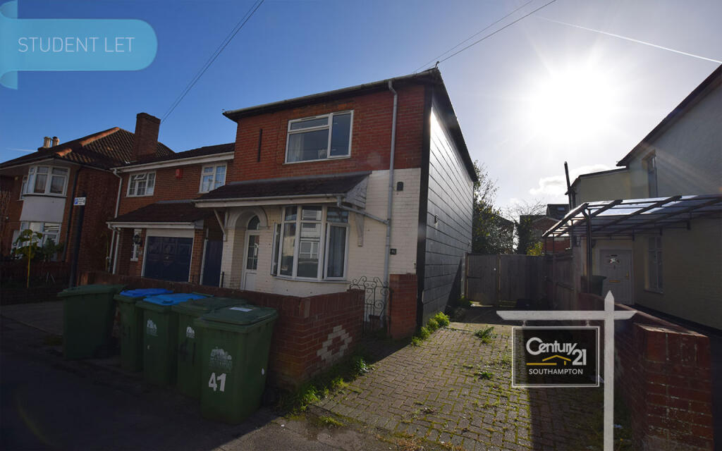 Main image of property: |Ref: R211727|, Padwell Road, Southampton, SO14 6QY