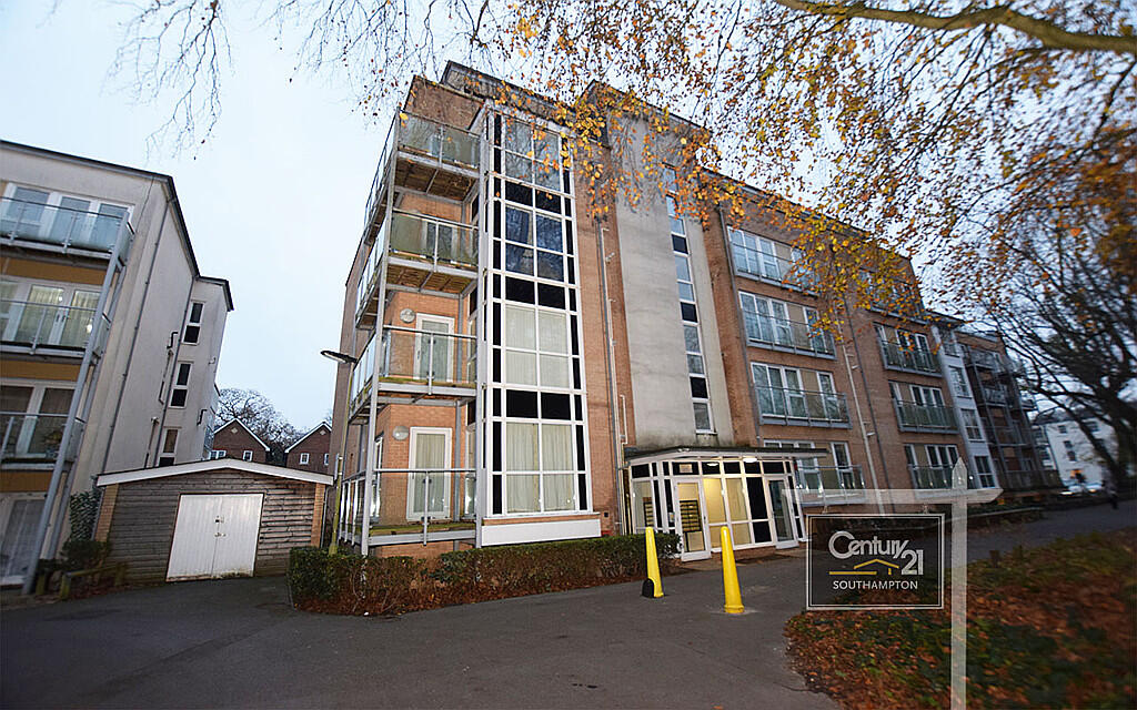 Main image of property: |Ref:R200051|, Suttones Place, Southampton, SO15 2SJ