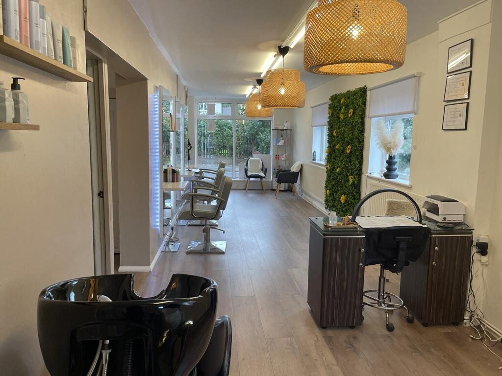 Additional property image - 142 New Road, Bromsgrove, Worcestershire, B60