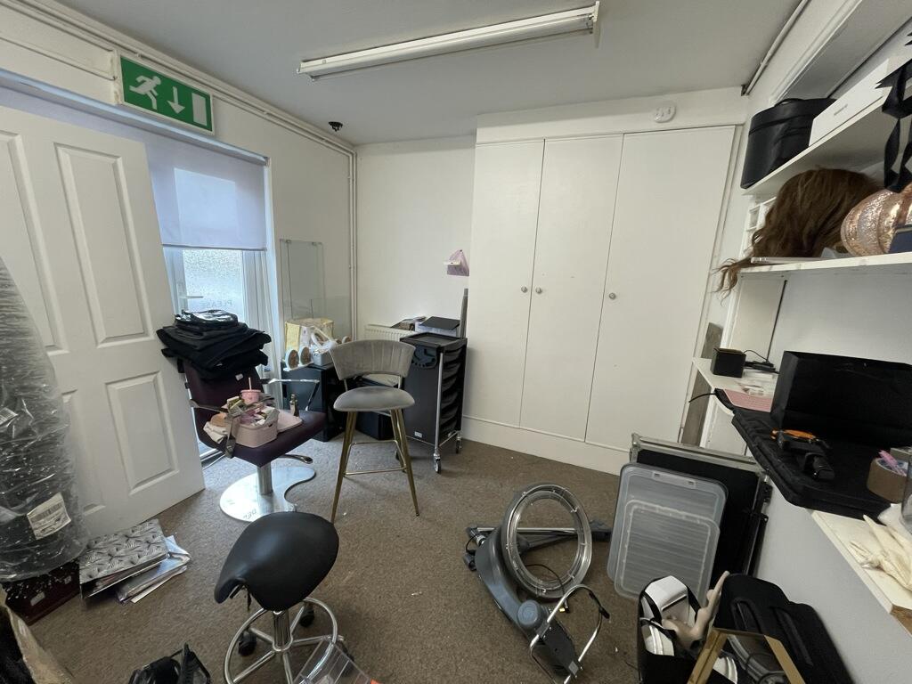 Additional property image - 142 New Road, Bromsgrove, Worcestershire, B60