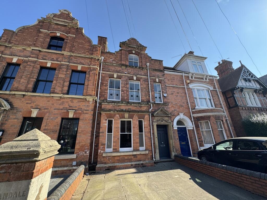 Main image of property: Sansome Walk, Worcester, WR1 1LP