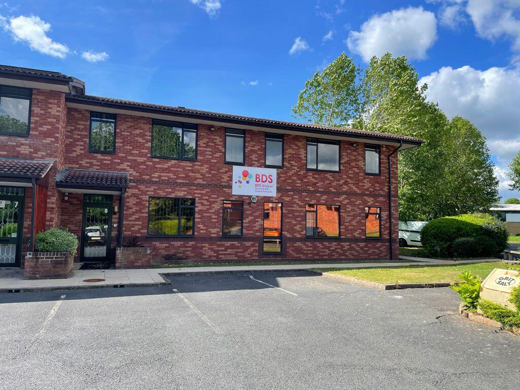 Main image of property: 8 De Salis Court, De Salis Drive, Hampton Lovett, Droitwich, Worcestershire, WR9