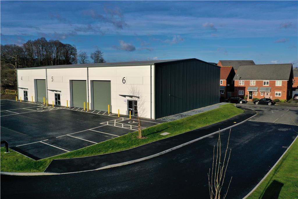 Light industrial facility to lease in Unit 6 , Crosbie Grove