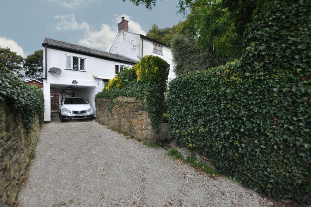 2 bedroom cottage for sale in Railway Road, Adlington, PR6