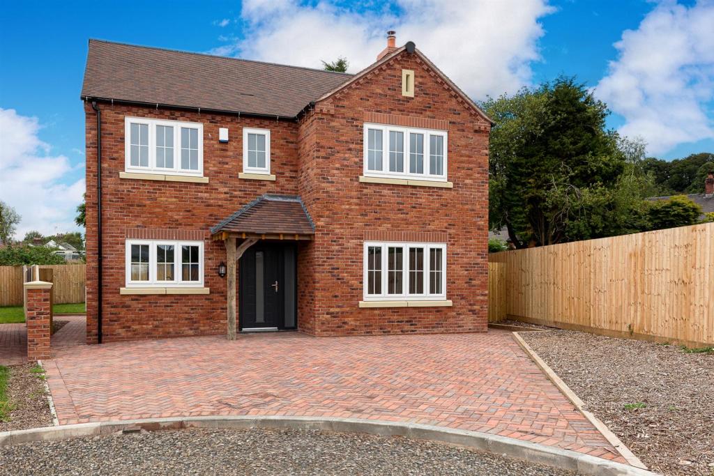 4 bedroom detached house for sale in Spout Lane, The Green, Cheadle, ST10