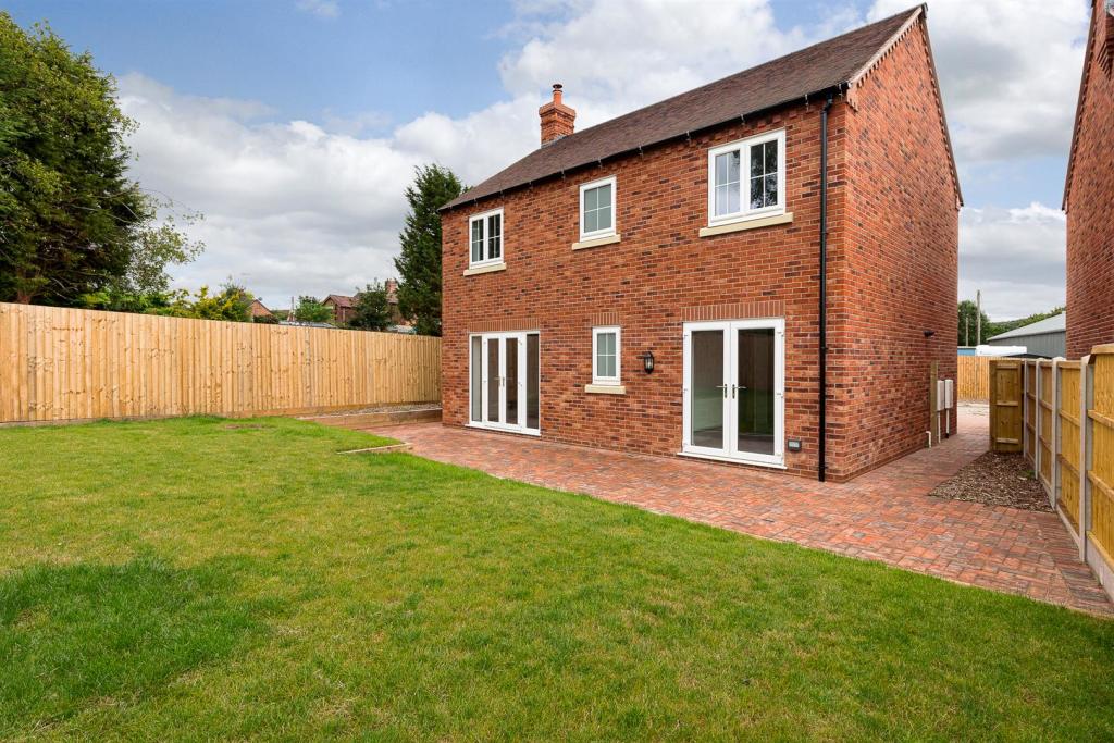 4 bedroom detached house for sale in Spout Lane, The Green, Cheadle, ST10