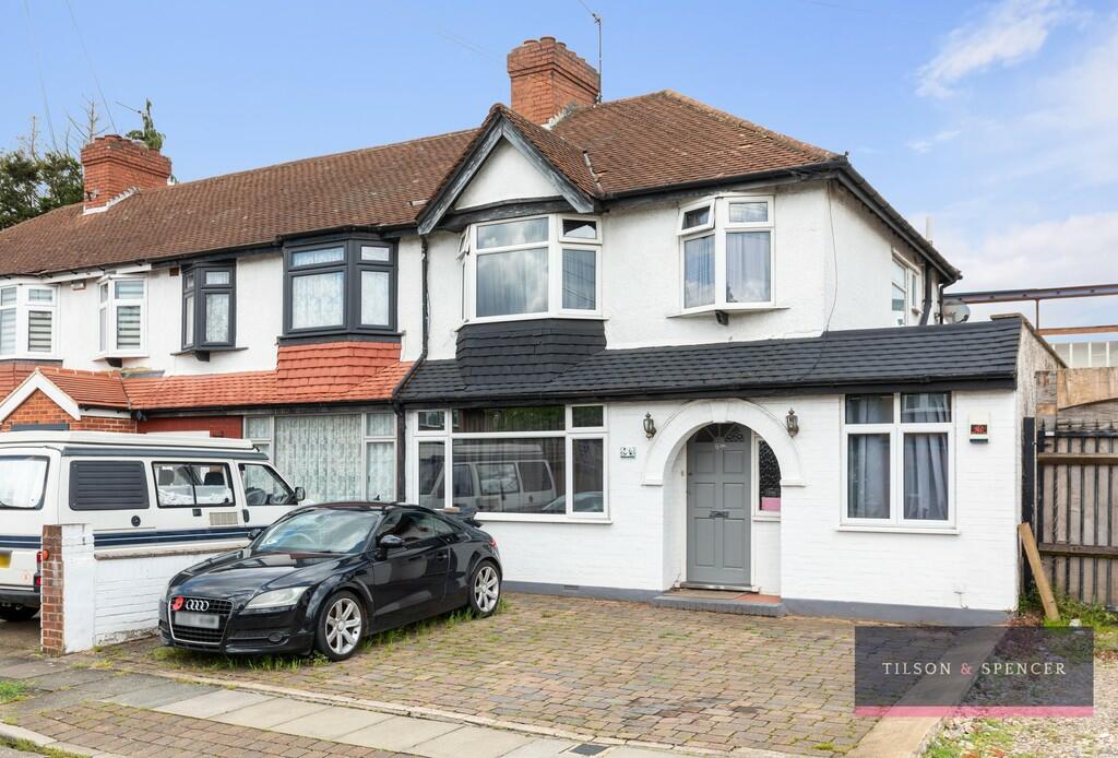 Main image of property: Woodgrange Avenue, Enfield, London, EN1