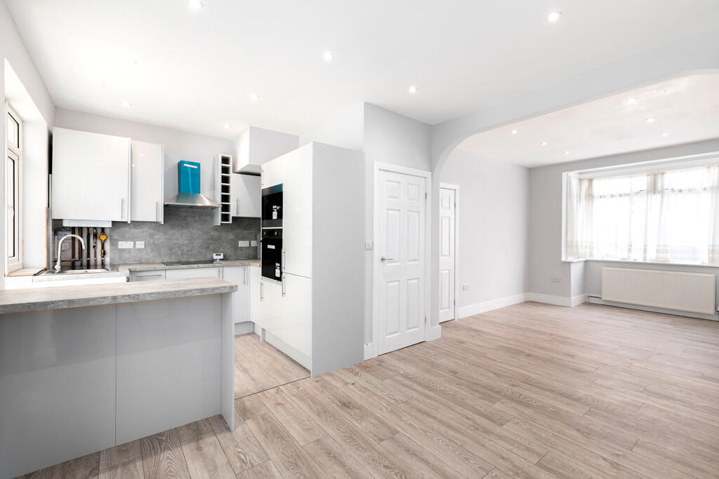 Main image of property: Clive Road, Enfield, EN1