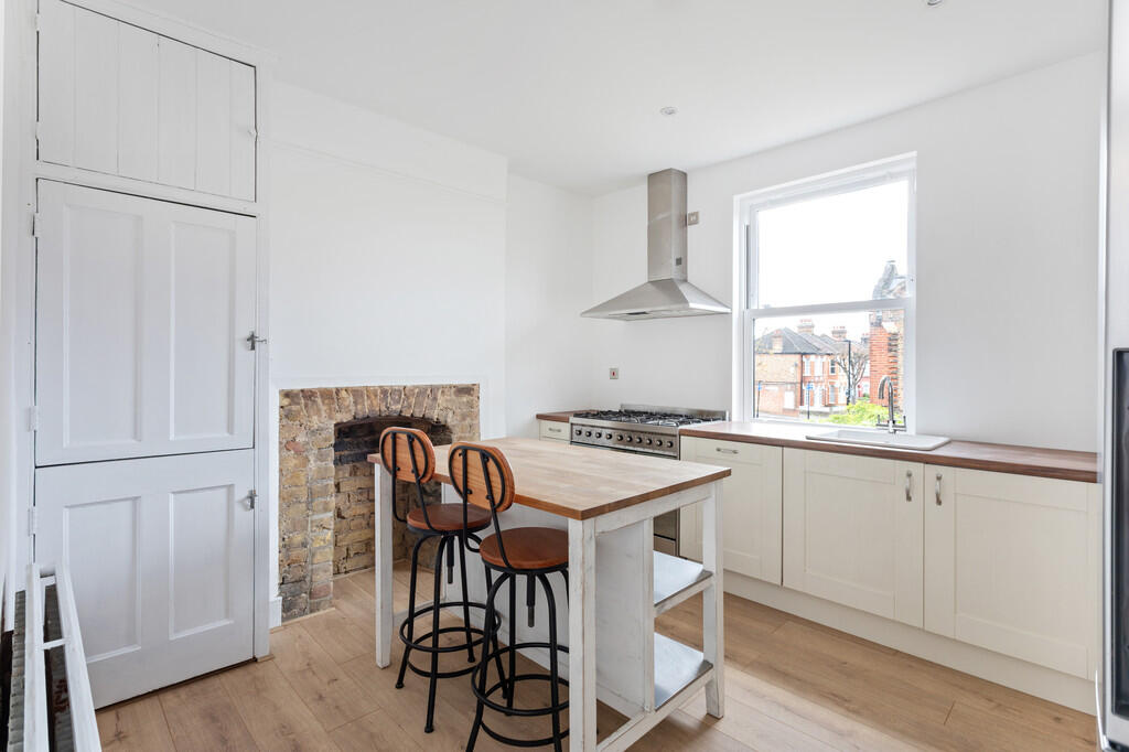 Main image of property: Broadwater Road, London, N17