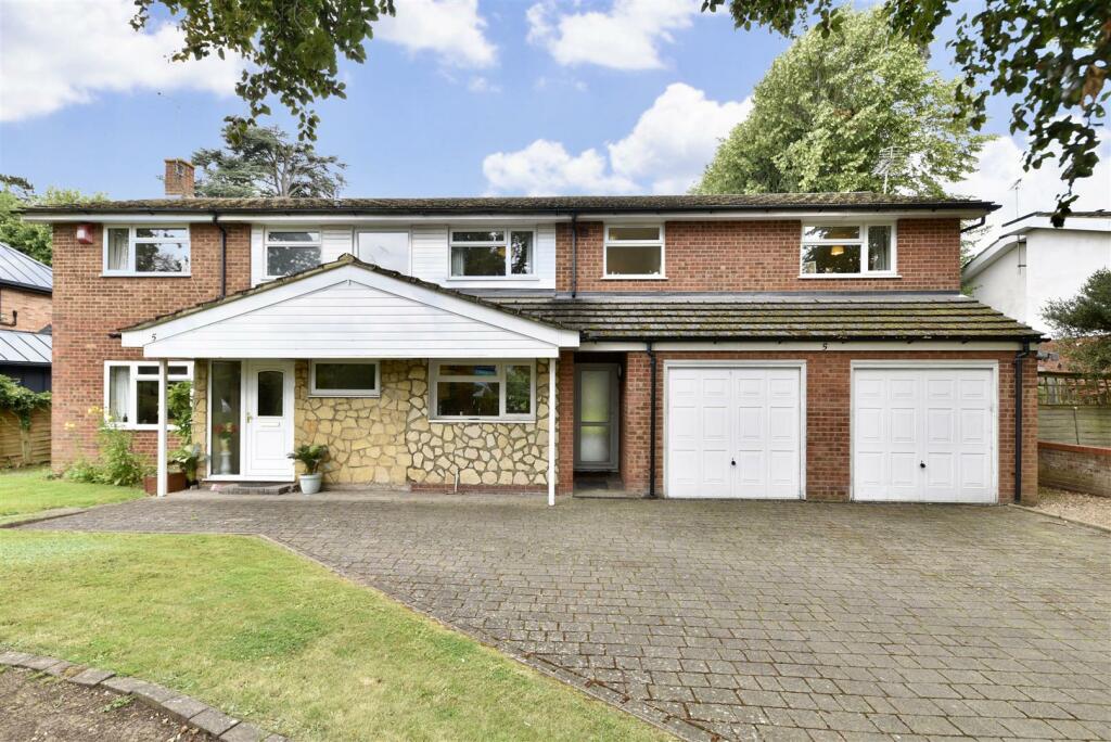 Main image of property: Woodfield Road, Stevenage