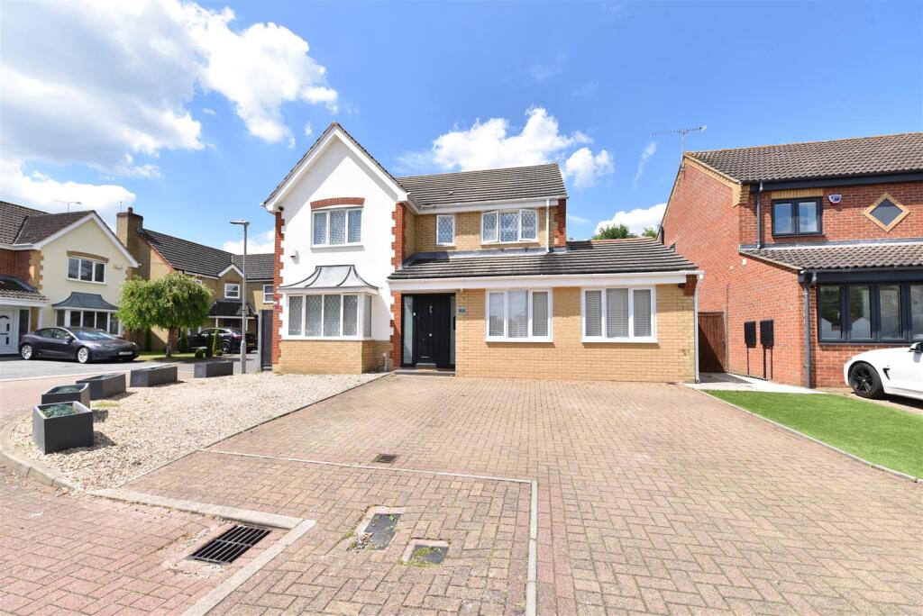 Main image of property: Sword Close, Broxbourne