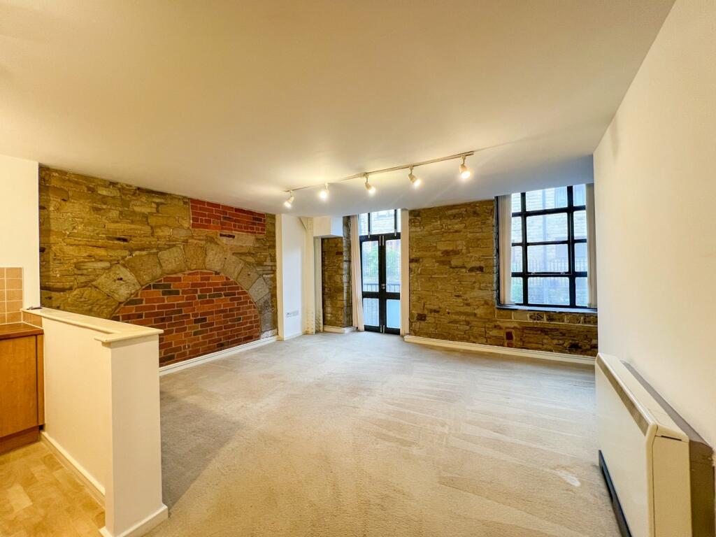 1 bedroom apartment for sale in Parkwood Mill, Stoney Lane, Longwood, Huddersfield, HD3