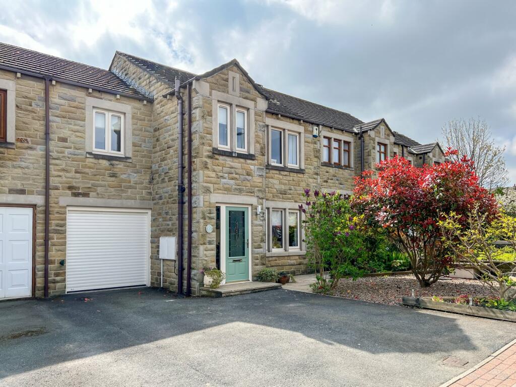 4 bedroom semidetached house for sale in Stony Lane, Honley, Holmfirth, HD9