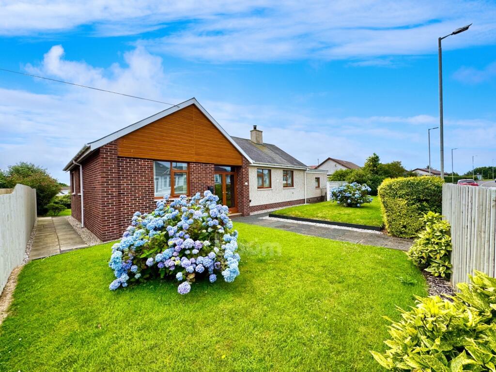 Main image of property: 143 Glencairn Street, Stevenston