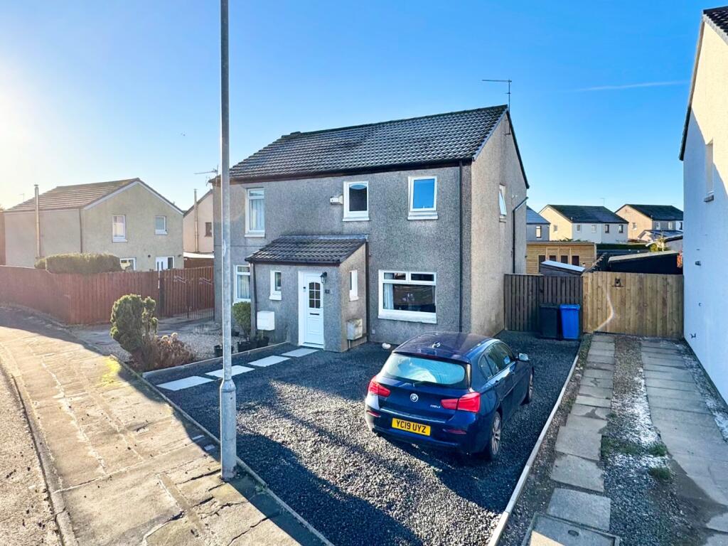 Main image of property: 3 Denholm Way, Beith